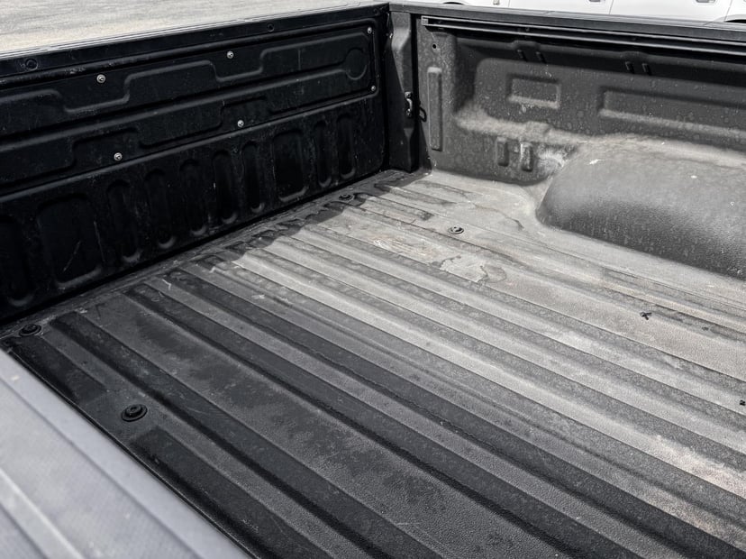 2015 Toyota Tundra 4WD Truck - Image 16