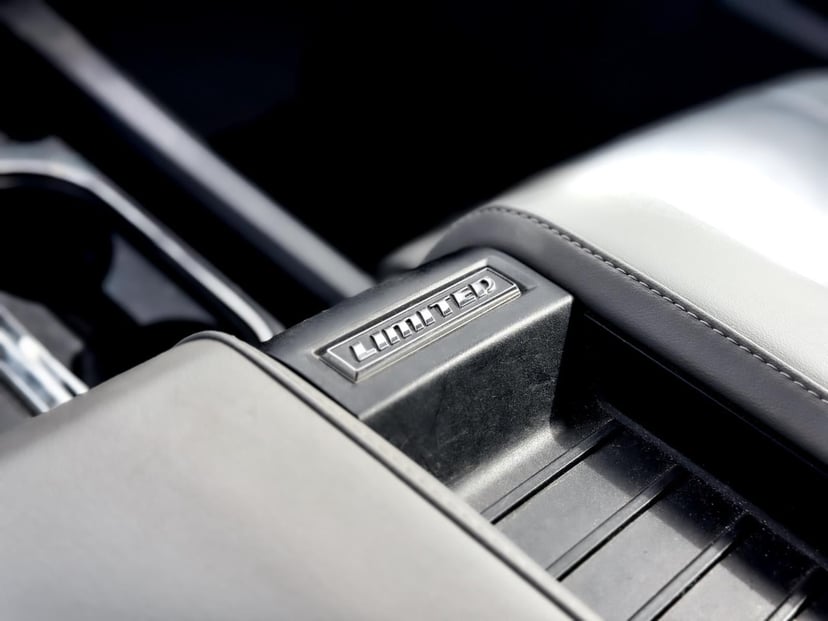 2015 Toyota Tundra 4WD Truck - Image 25