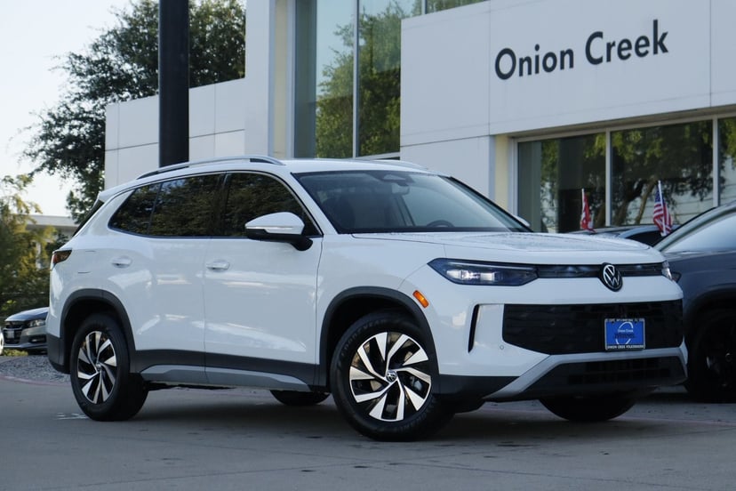 2026 Volkswagen Tiguan - Image 1