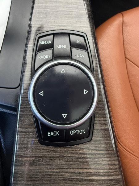 2014 BMW 3-Series - Image 21