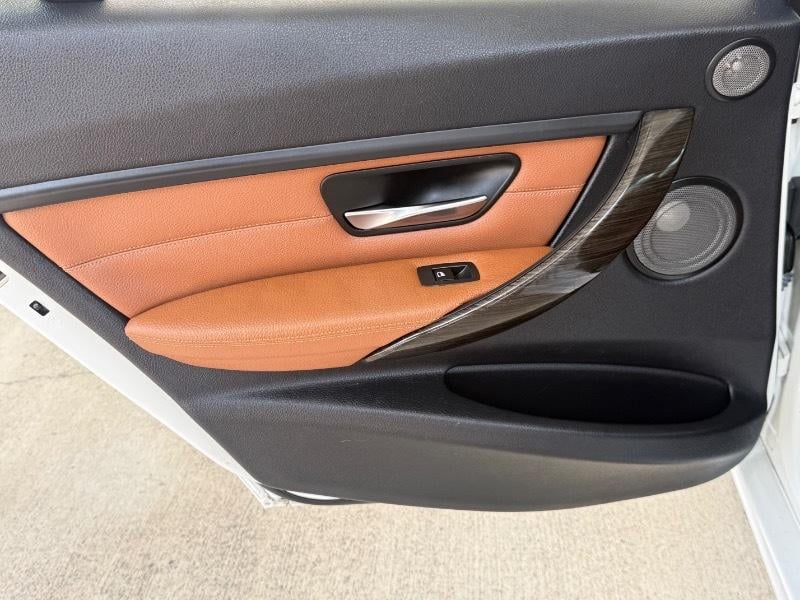 2014 BMW 3-Series - Image 42