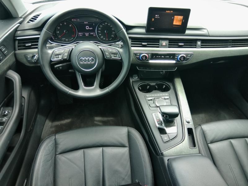 2019 AUDI A4 - Image 9