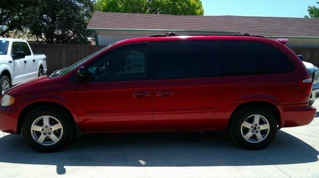 2007 Dodge Grand - Image 2