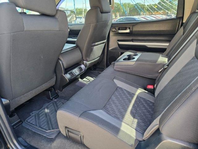 2015 TOYOTA Tundra - Image 11