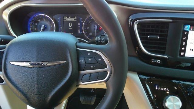 2022 CHRYSLER Voyager - Image 9