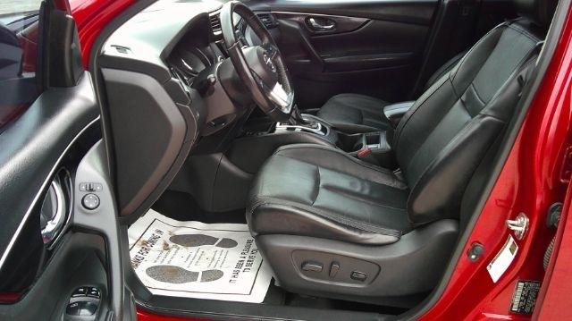 2019 NISSAN Rogue - Image 8