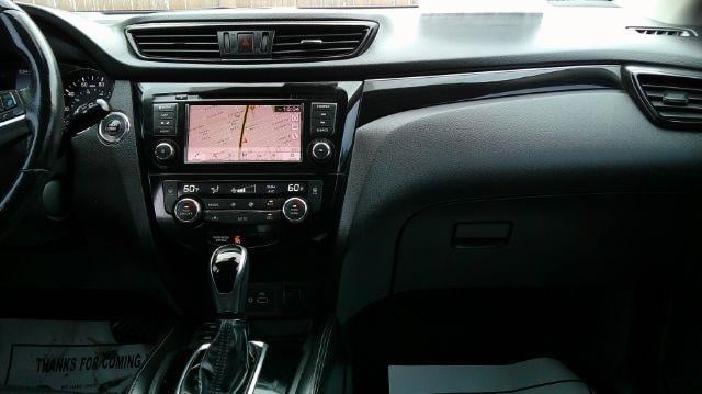 2019 NISSAN Rogue - Image 15