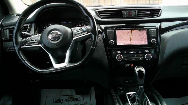2019 NISSAN Rogue - Image 19