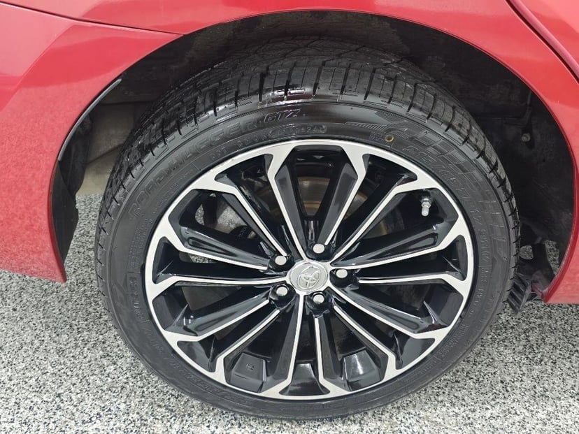 2016 Toyota Corolla - Image 13