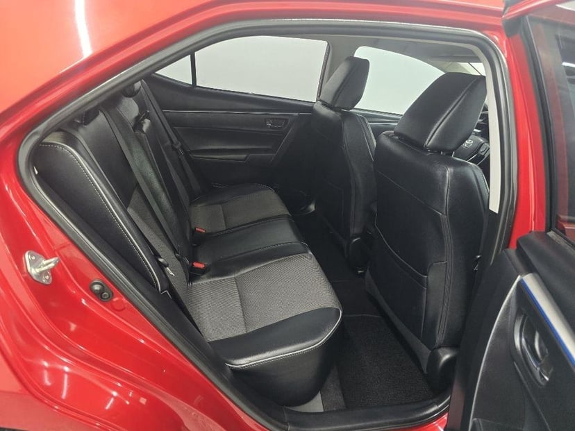 2016 Toyota Corolla - Image 28