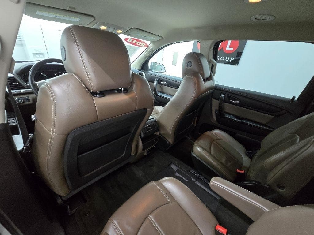 2015 GMC Acadia - Image 12