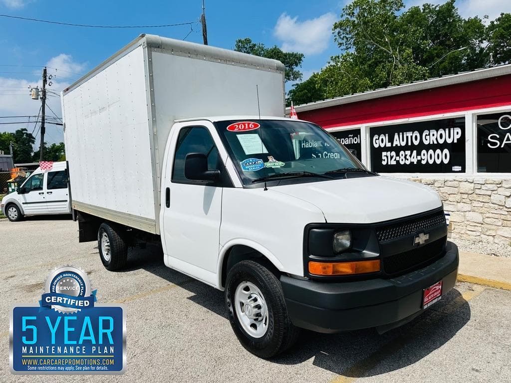 2016 CHEVROLET Express - Image 1