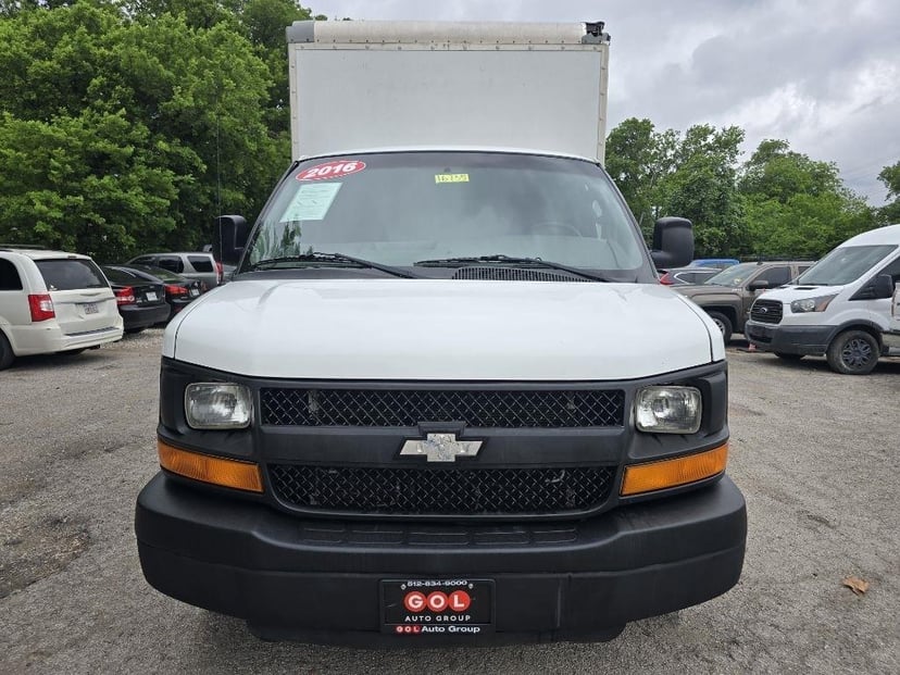 2016 CHEVROLET Express - Image 3