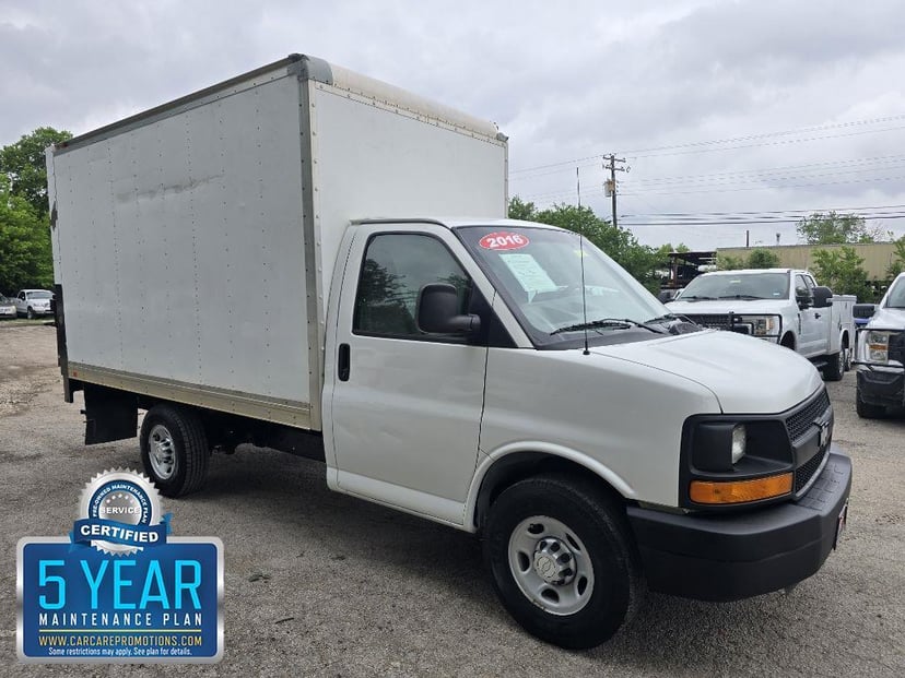 2016 CHEVROLET Express - Image 2