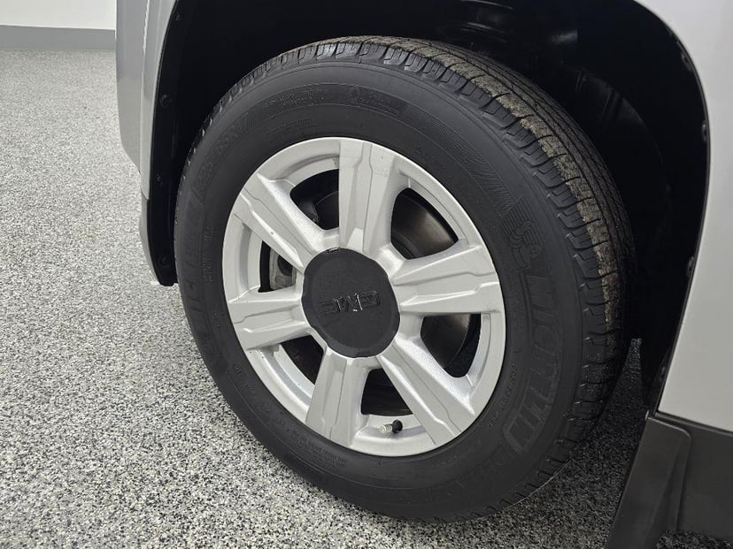 2014 GMC Terrain - Image 27