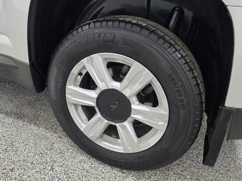2014 GMC Terrain - Image 28