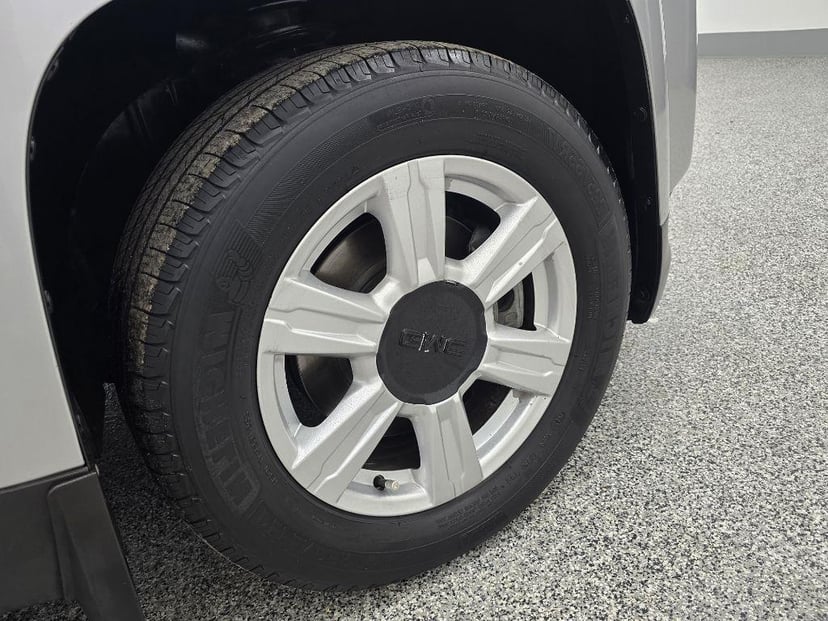 2014 GMC Terrain - Image 29