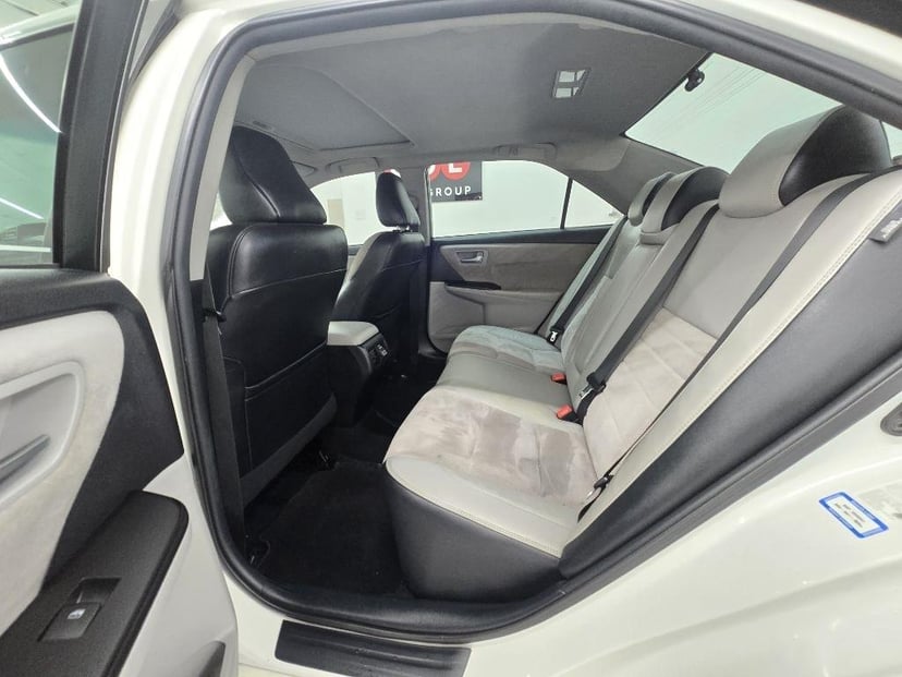2015 TOYOTA Camry - Image 14