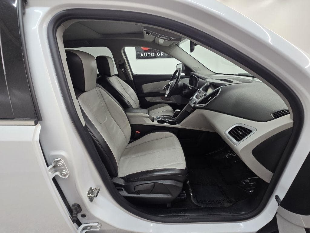 2015 GMC Terrain - Image 17