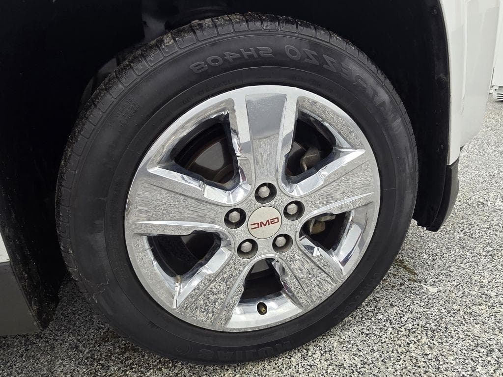 2015 GMC Terrain - Image 29