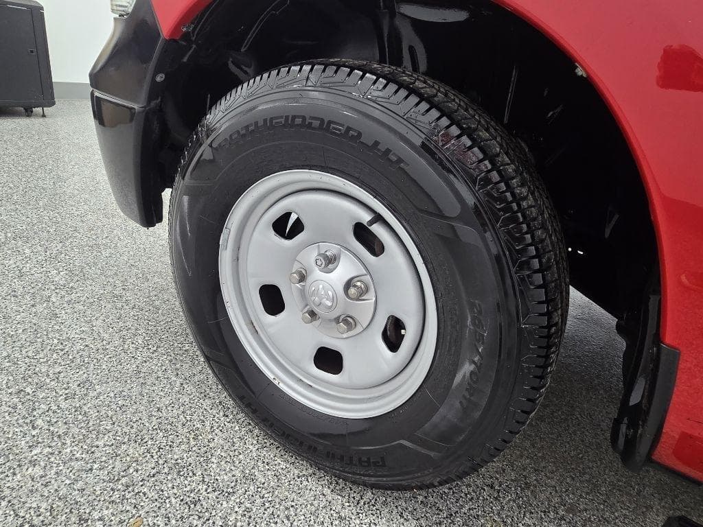 2014 RAM 1500 - Image 26