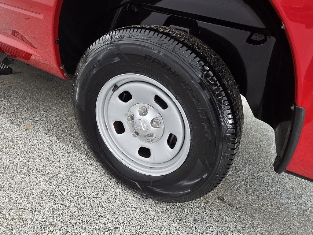 2014 RAM 1500 - Image 27