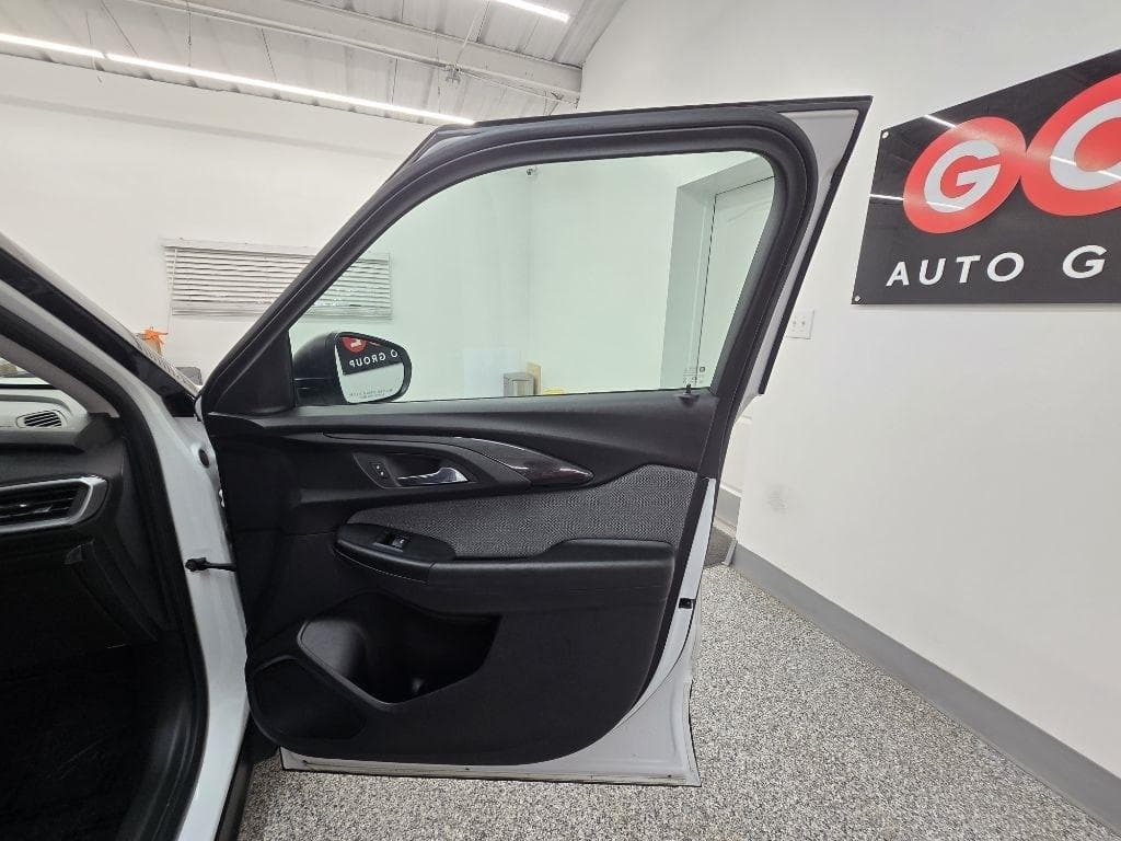 2022 CHEVROLET TrailBlazer - Image 24