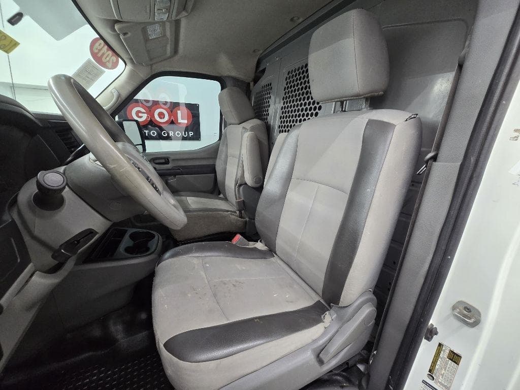 2019 NISSAN NV - Image 8