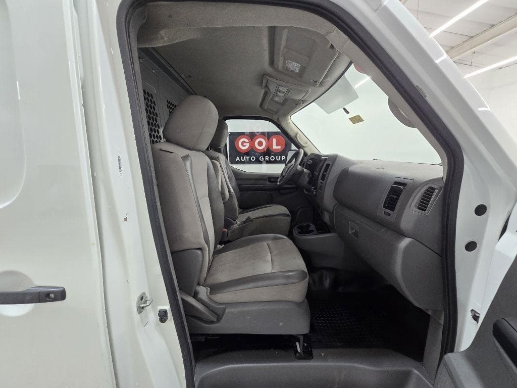 2019 NISSAN NV - Image 11