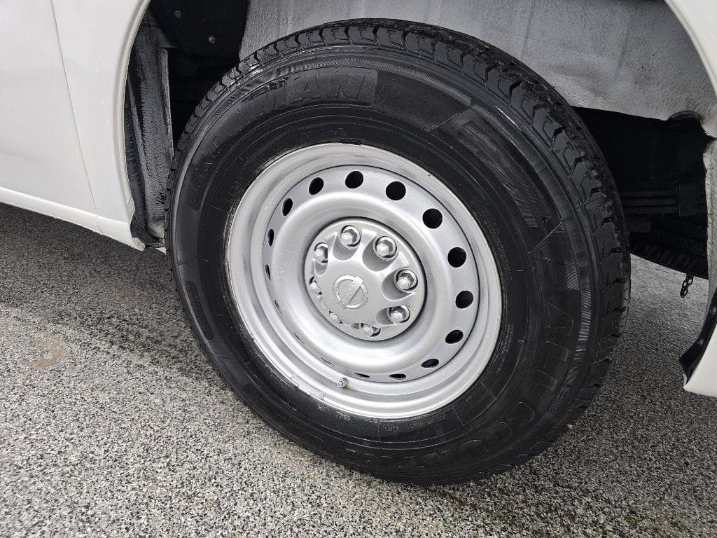 2019 NISSAN NV - Image 20