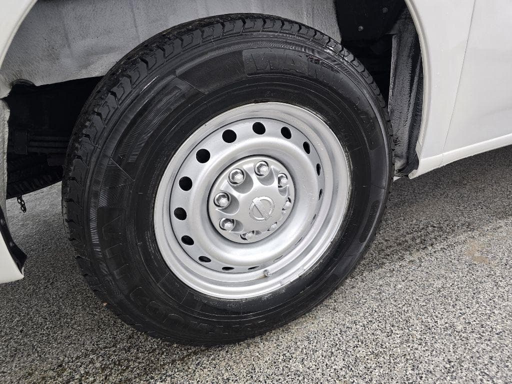 2019 NISSAN NV - Image 21