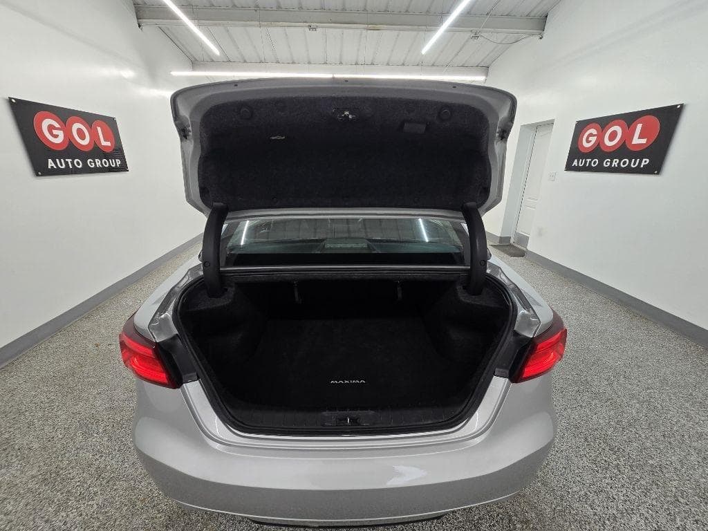 2017 NISSAN Maxima - Image 13