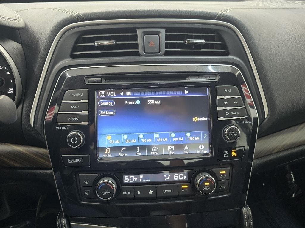 2017 NISSAN Maxima - Image 21