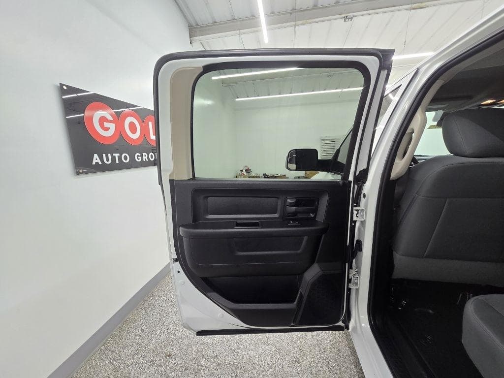 2020 RAM 1500 - Image 22