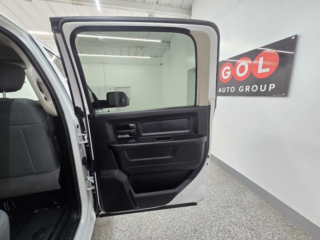 2020 RAM 1500 - Image 23