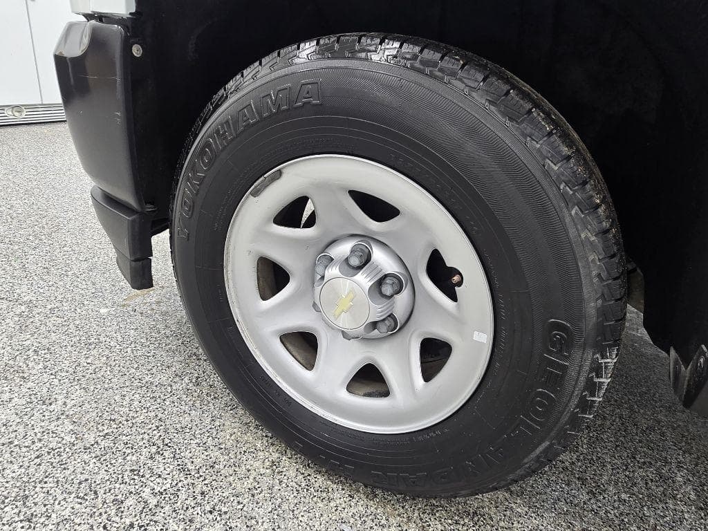 2016 CHEVROLET Silverado - Image 18