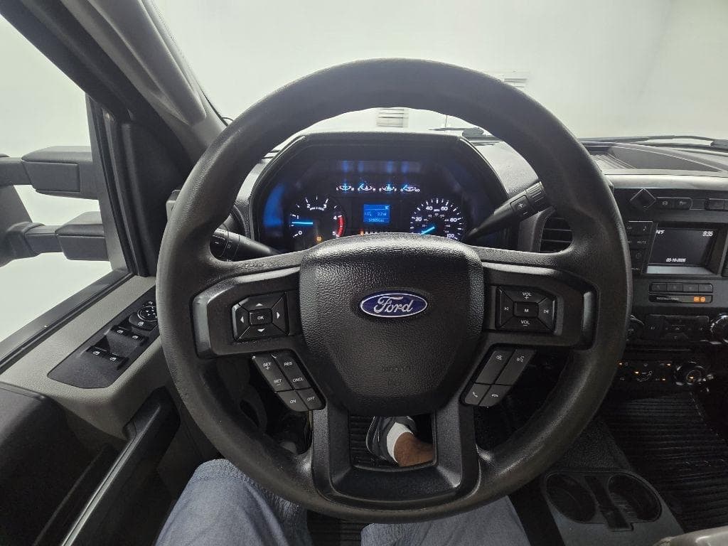 2017 FORD F-350 - Image 14