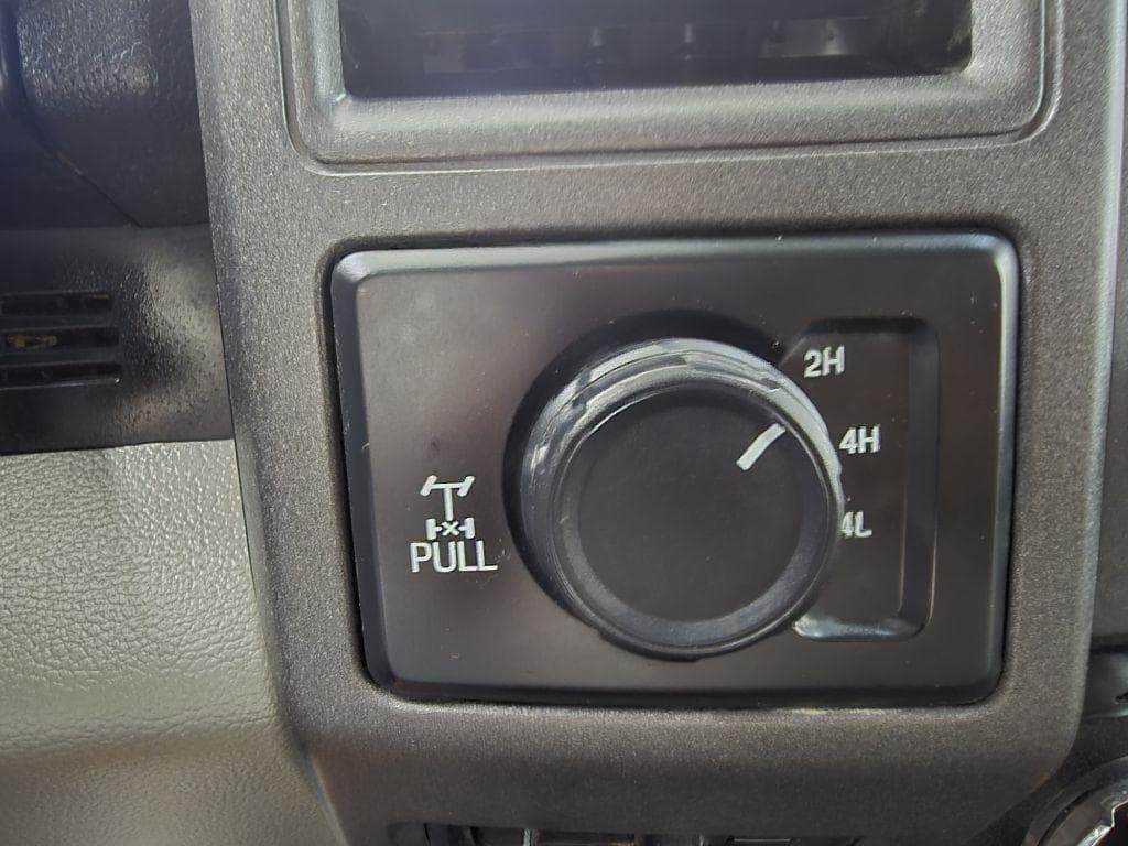 2017 FORD F-350 - Image 17