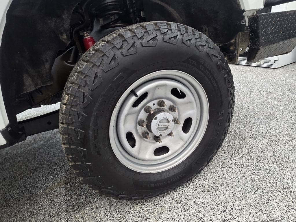 2017 FORD F-350 - Image 22