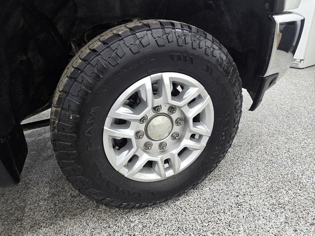 2022 CHEVROLET Silverado - Image 26