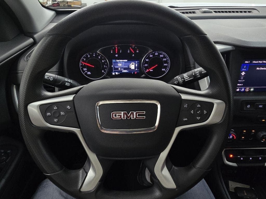 2023 GMC Terrain - Image 18