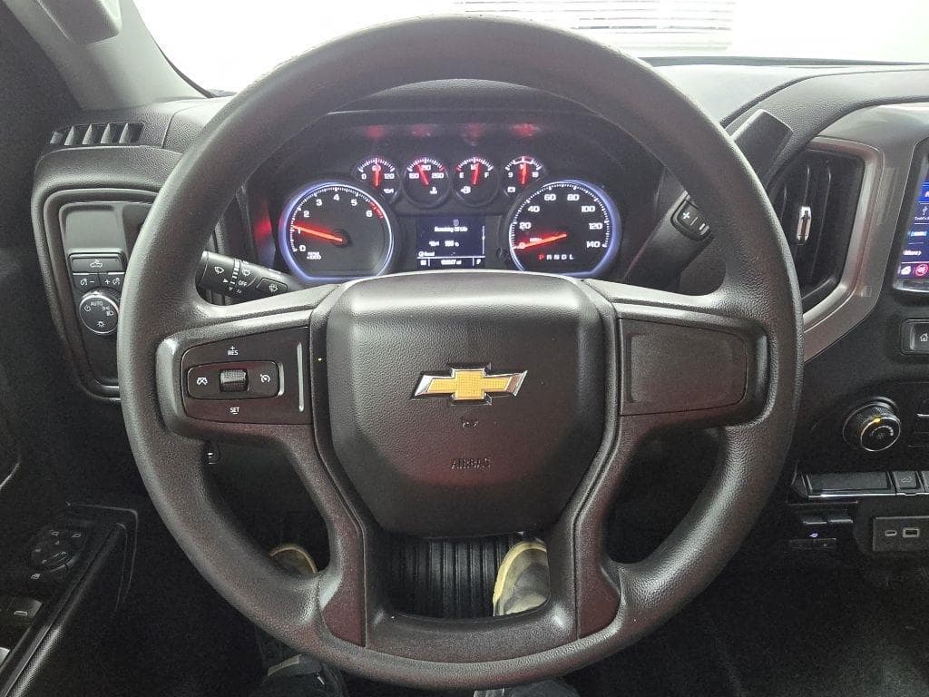 2021 CHEVROLET Silverado - Image 21