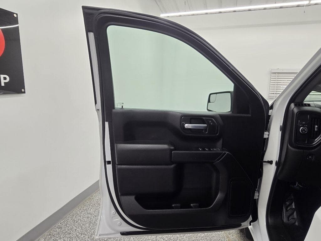 2021 CHEVROLET Silverado - Image 22