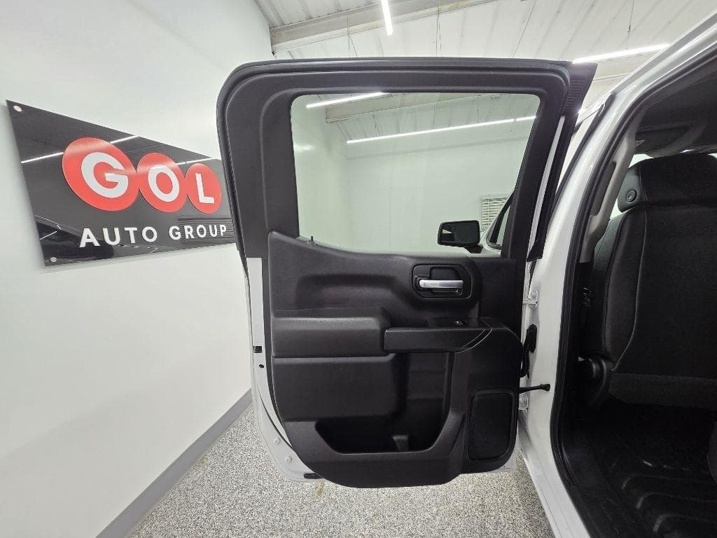 2021 CHEVROLET Silverado - Image 23