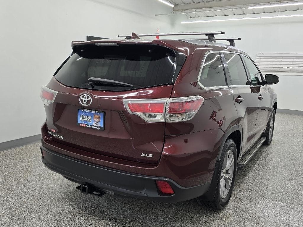 2015 TOYOTA Highlander - Image 9