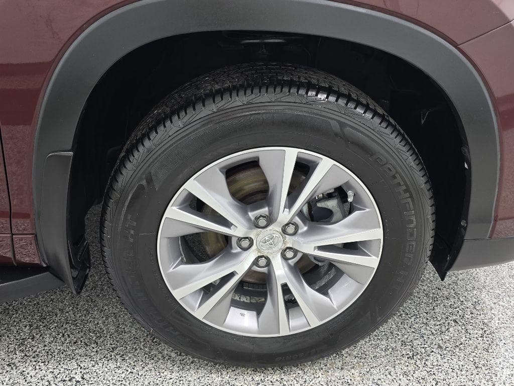 2015 TOYOTA Highlander - Image 13