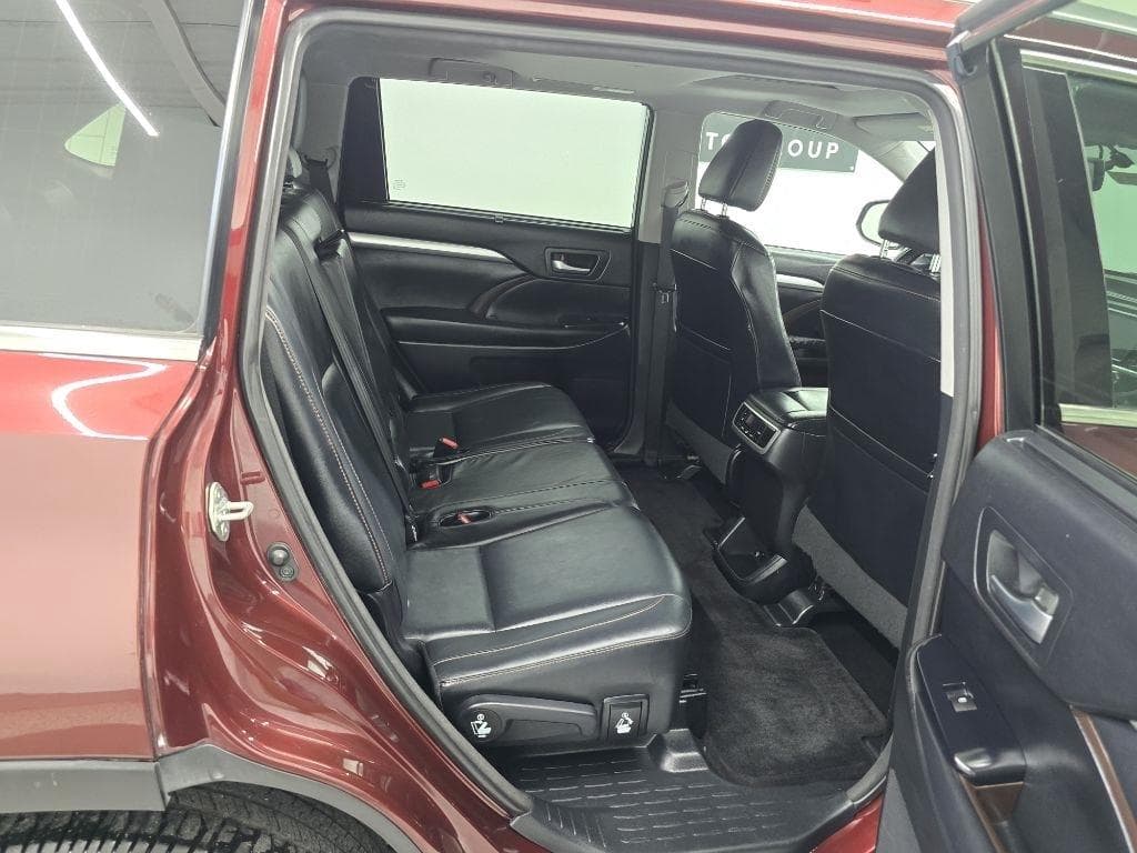 2015 TOYOTA Highlander - Image 26