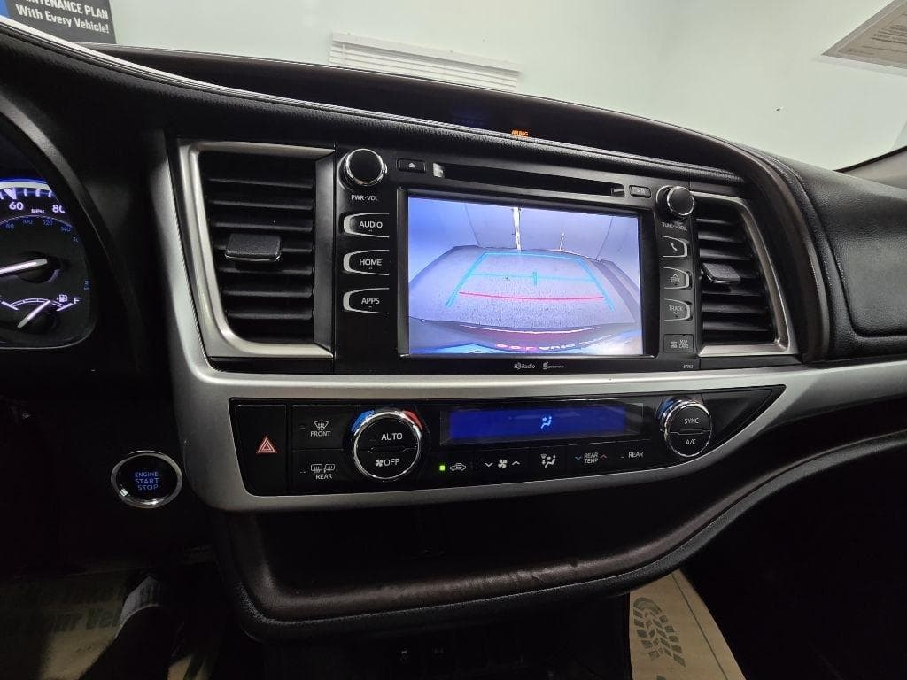 2015 TOYOTA Highlander - Image 33