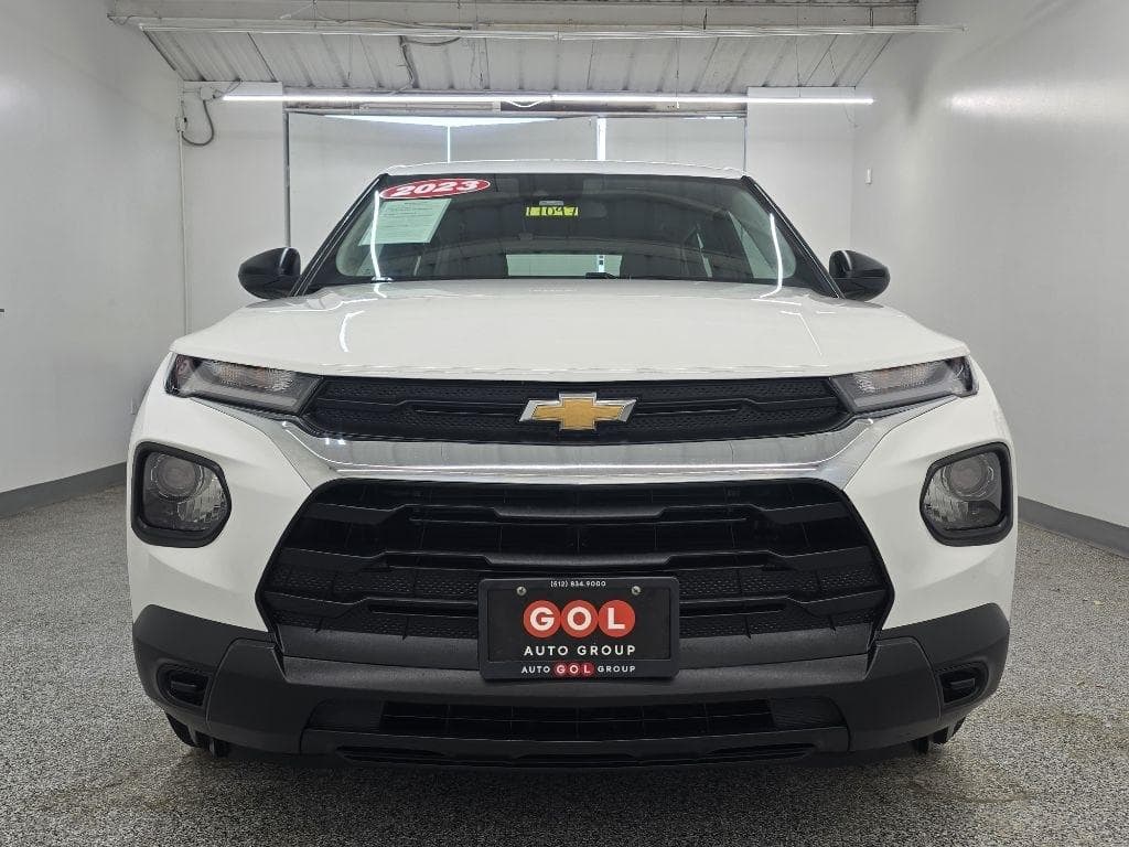 2023 CHEVROLET TrailBlazer - Image 1