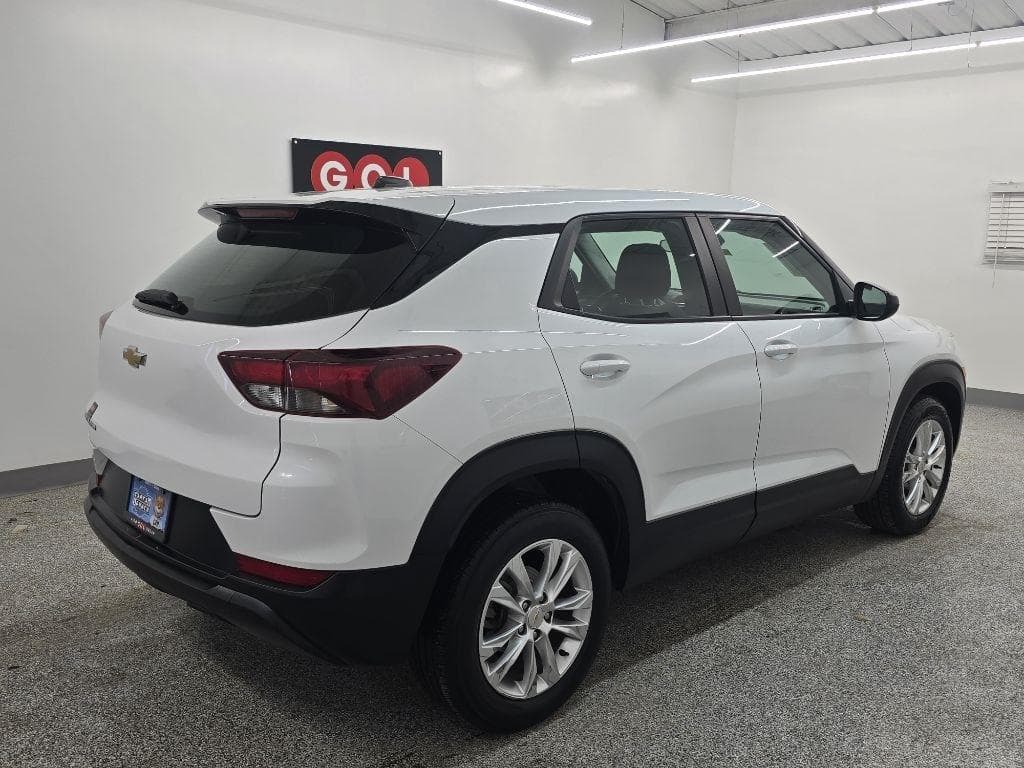 2023 CHEVROLET TrailBlazer - Image 5